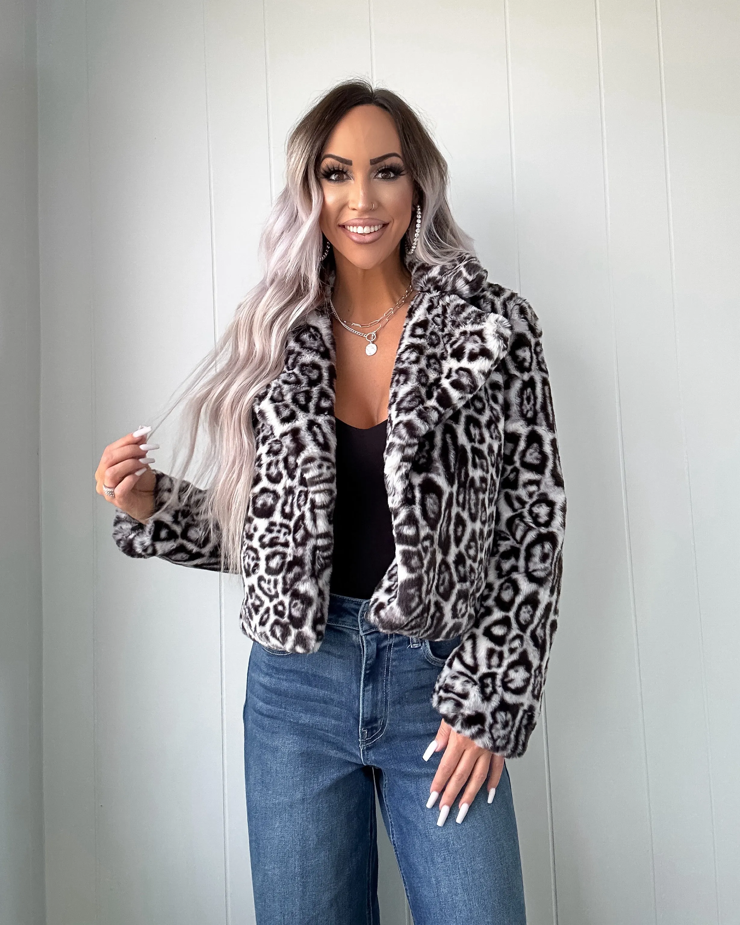 Bold & Spotted Fur Jacket - Black