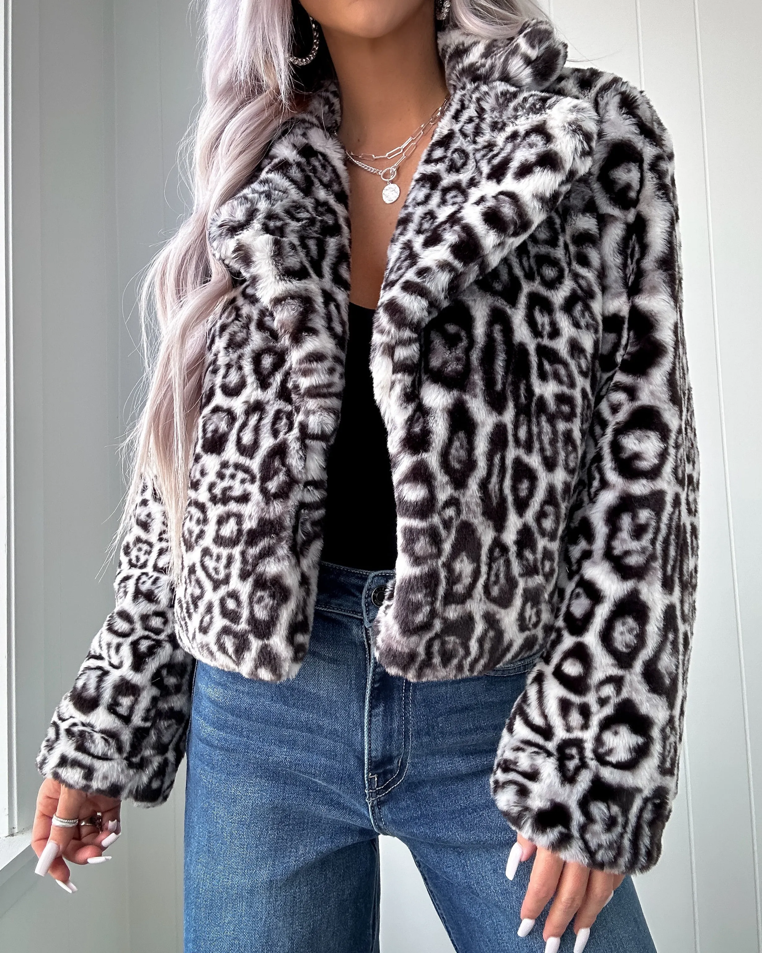 Bold & Spotted Fur Jacket - Black