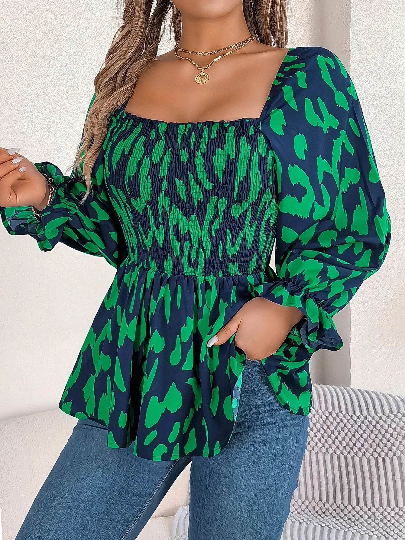 Casual Allover Print Square Neck Shirred Ruffle Hem Blouse