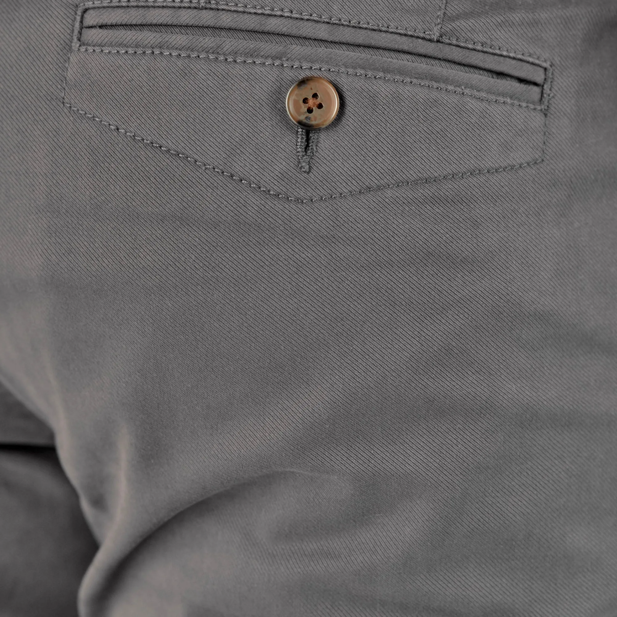 Feel Good Chinos in Faded Black