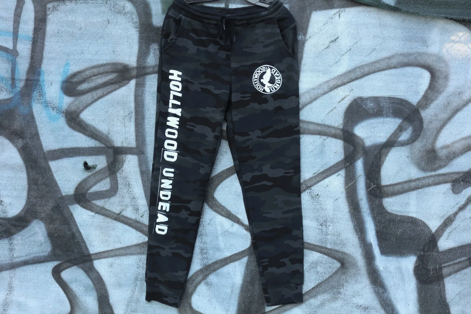 Hotel Kalifornia Circle Logo Sweatpants (Black Camo)