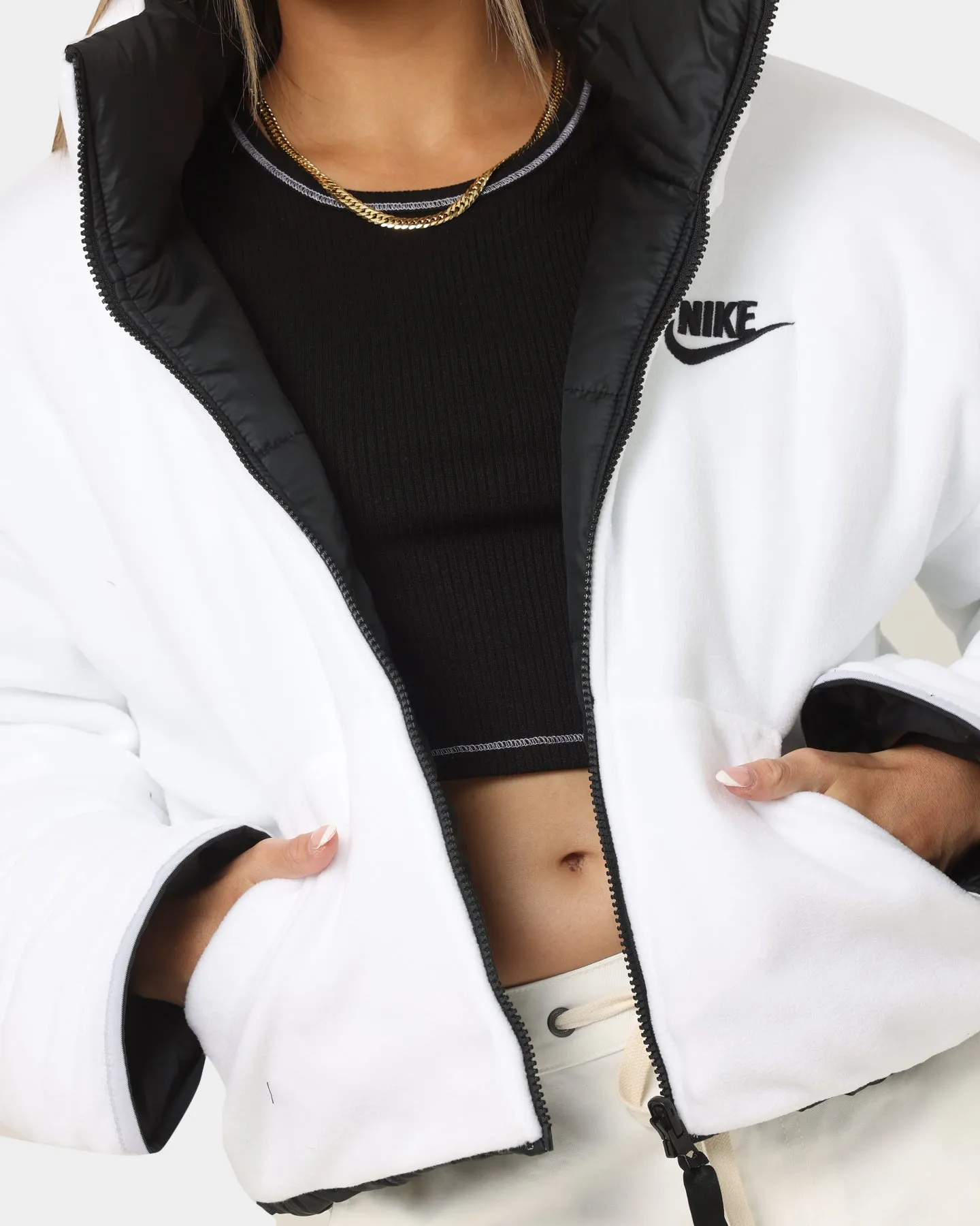 Nike Women's Nike Sportswear Therma-FIT Repel Classic Reversible Jacket Black/White/Black